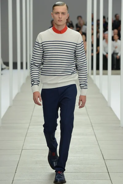 Look 40